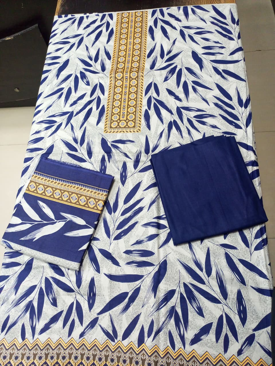 3PCS UNSTICHED PRINTED LAWN