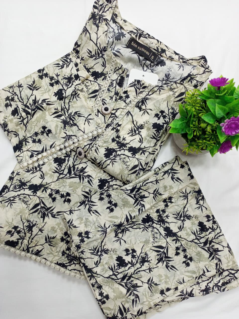 2PCS PREMIUM PRINTED LAWN